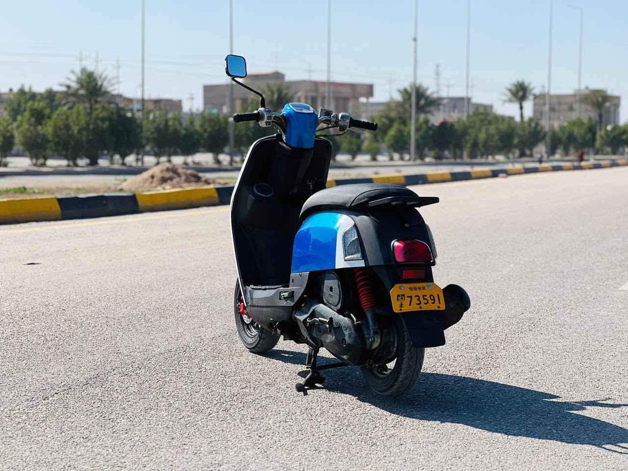 السلام عليكم دراجه بوليس للبيع صارلهة شهر من نزلت رمبه كلشي شغال بيه مكفولة  من كلشي السعر خاص رقم ***********
