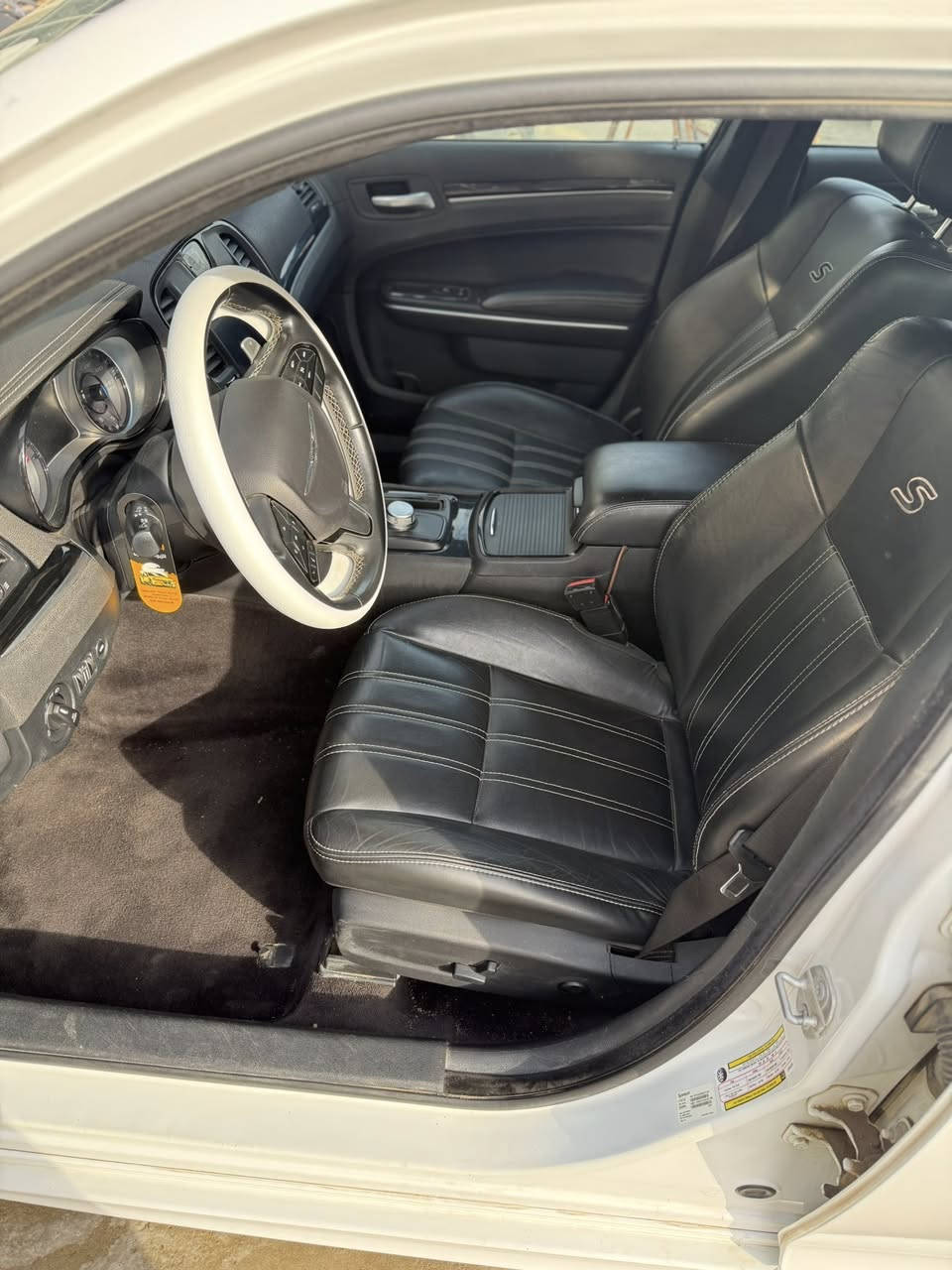 السلام عليكم
اوباما 2018 فول مواصفات الوان ابيض السياره كله ابلدي حادثه

 فقط البنيد بي شبر صبغ  مامبدل تخم تاير جديد حداديه جديده

 
ايرباك ع وضعه ابلادي تحكم استرين شفتات  الفئه السياره S

رقم بغداد تحويل ثاني يوم  

السعر 280$ بيه مجال قليل وكلشي اكو بالسوك 

للستفسار الاتصال ع الرقم ***********
