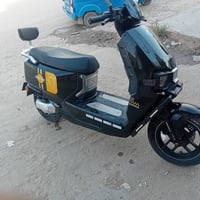 دراجة شحن • نضيفه • بطاريات ٦