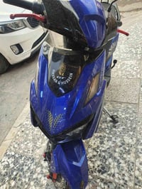 نضافة ١٠٠ بالمية  السعر 850 الف وبيهة مجال للاستفسار  07710209067