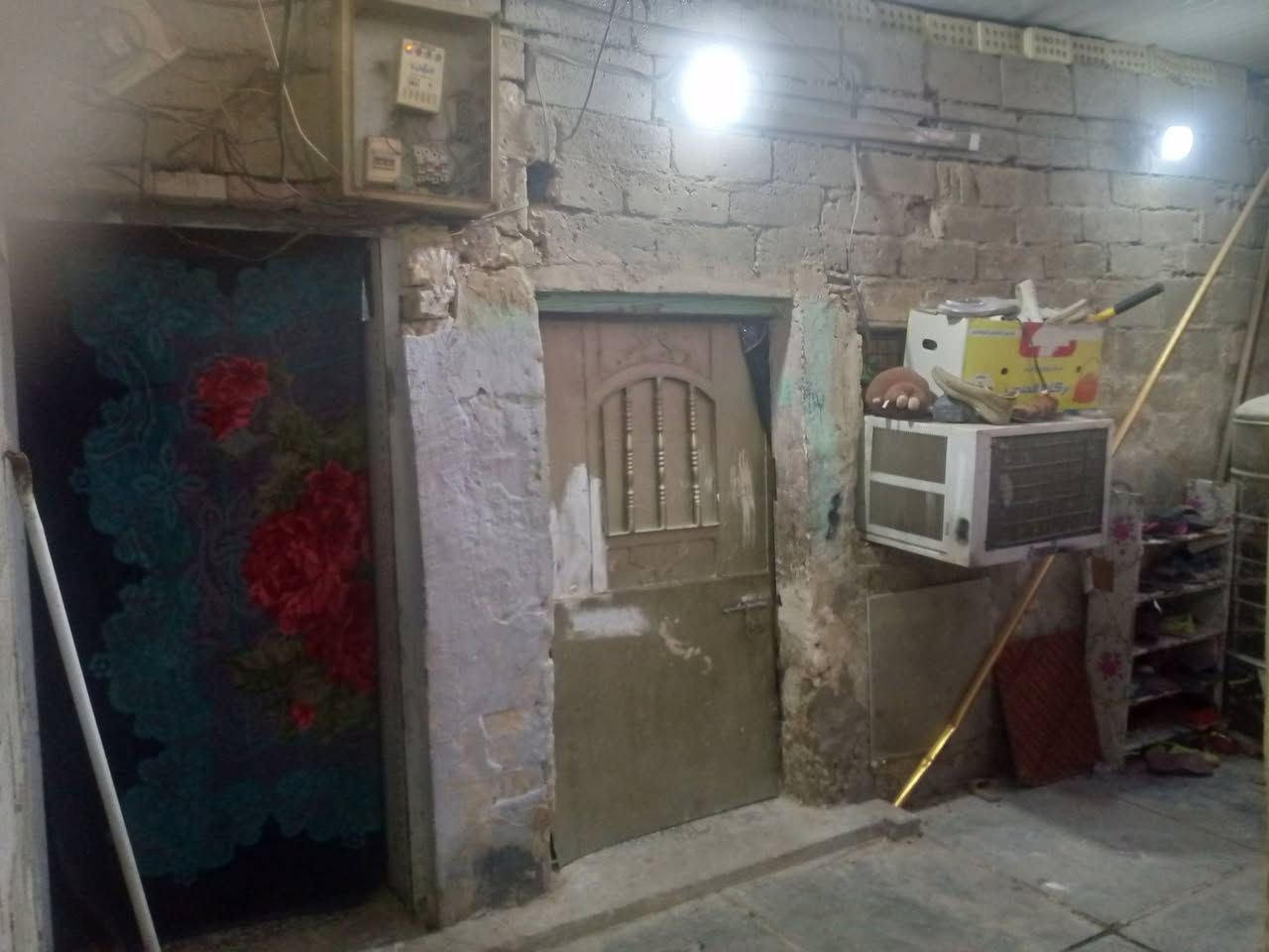 السلام عليكم بيت حواسم ب داره للبيع السعر 45 رقم تواصل واتساب***********
