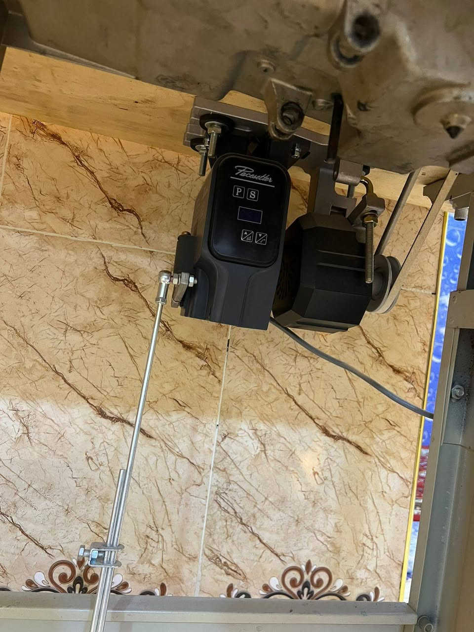 مكينه خياطه ياباني ماطور كاتم نضيفه وماداخله تصليح ابد سعرها ٢٠٠ شراي يتصل او يراسلني مكاني قرنه الثغر
***********
