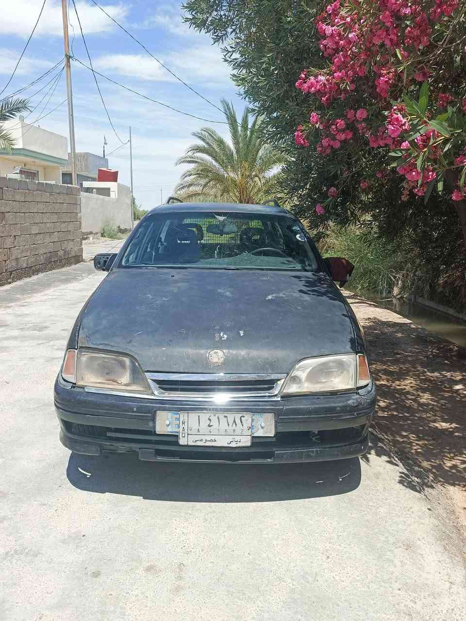سلام عليكم     سعر23💵
اوبل وميكا مديل 1993
راقم ديالى تحويل مباشر 
سنويه 2028
كير عادي( مكينه وكير كفاله) 
تخم تاير صدر مامي اخلفي كله جديد 
عنوان ديالى بلدروز 
***********
