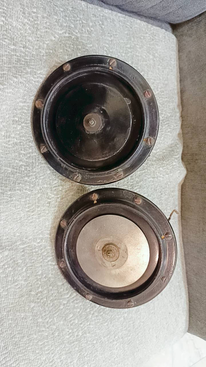 قيم بل يرضي بي الله وخذ ***********
