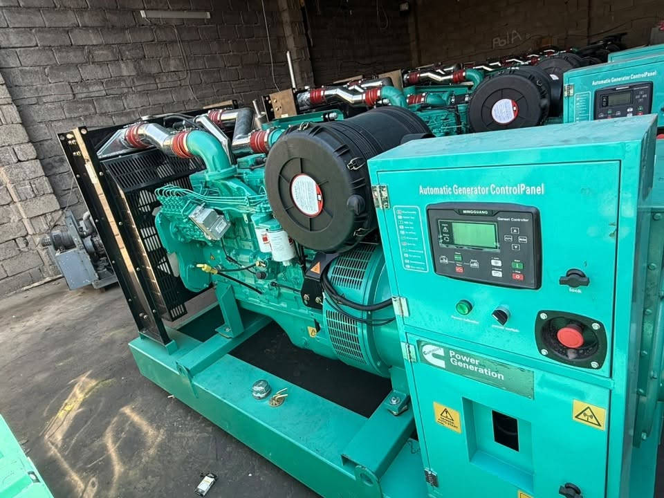 السلام عليكم
كمنز 250kva 
ساعات العمل. زيروو 
نظام اوتو حمايه فول اوتماتيك
وضع بلاد شركة  
أربيل صناعه جنوبيه 
نظام اوتو حمايه فول اوتماتيك
وضع بلاد شركة  
🚚يوجد توصيل الى جميع المحافظات وبضمان🚚
🚚كياندن هةية بو هةموو شاركان بةكرينتى🚚
 للاستفسار:
 ابو علي 
***********
***********
***********
