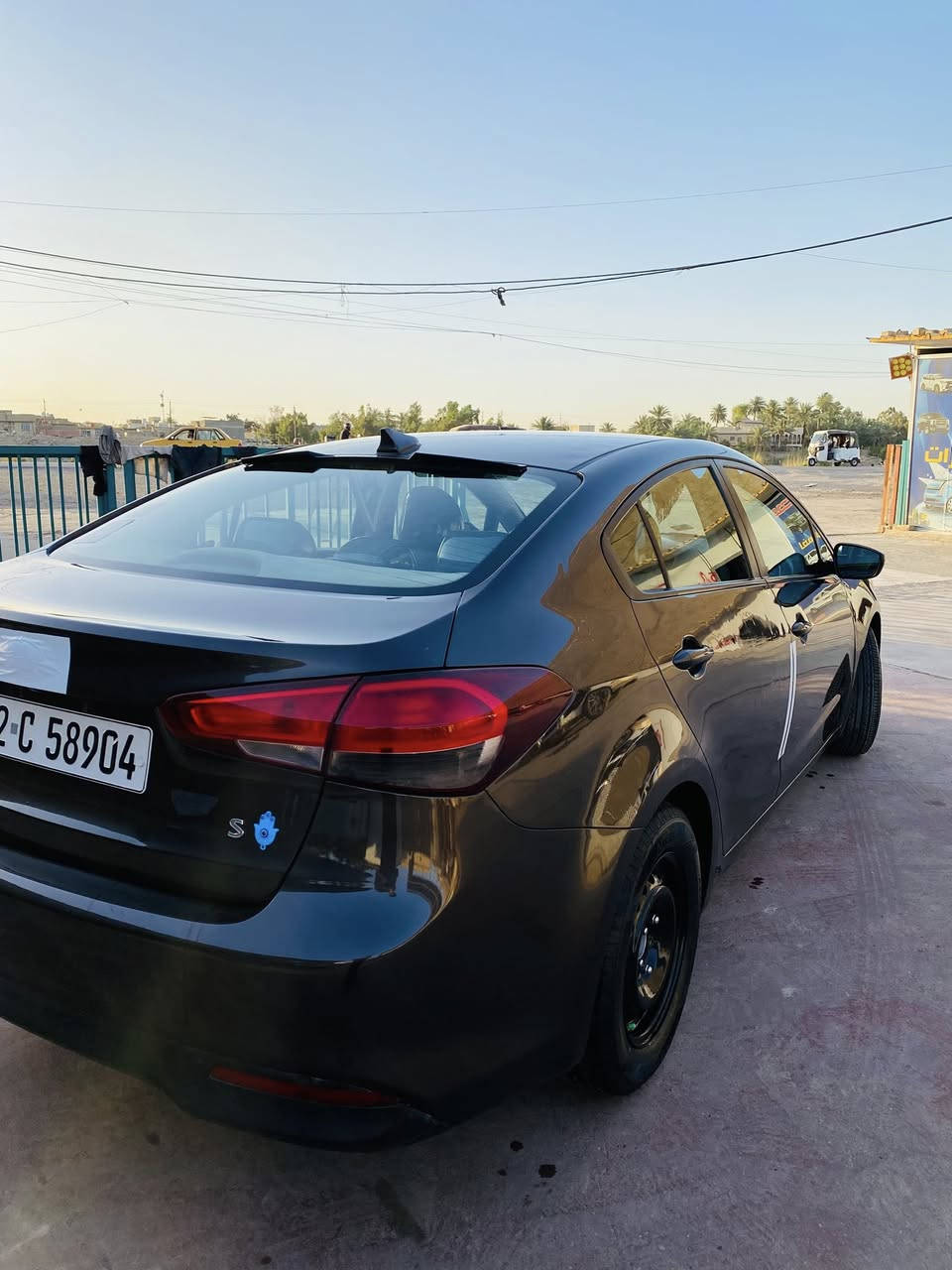كيا فورتي 2018 وارد امريكي مكينة 2000 دوش كير AT المرغوب مواصفات S شاشة وكامرا بلادية 

3 انضمة قيادة حادثها بنيد بامريكا وجاملغ خلفي بلعراق وشوية بارد بباب خلف الصدر كفالة لغد وشواصي 
كير مكينة خير من الله تبريد ثلج ❄️ تخم تاير جديد
سعرها 112 مكاني بغداد رقمي ***********
