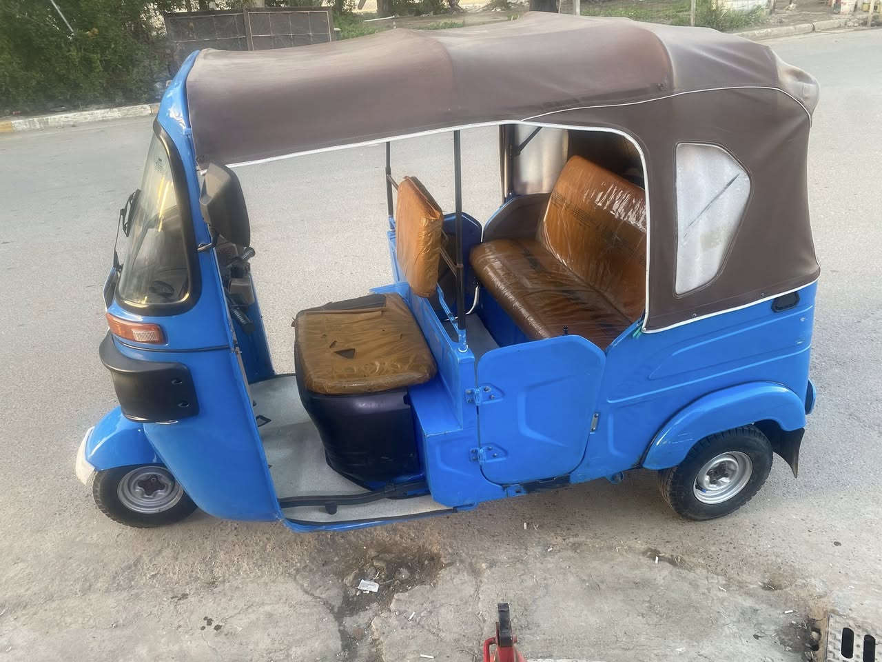 السلام عليكم تكتك ٢١ زركة مبدل بوشة وبستم شركة 

التكتك خير من الله كبل للشارع المكينة تخبل لاتنقيص لاتبخير اخت الكفالة صارت 

التكتك بيها طخطخات زغار من ورة كلش بسيطات وبيها الدوس بيها خياسات شوية 

رقم انكليزي كاملة تحويل شوكت ميعجبك التكتك مال جناي مو بياع شراي تاخذها بوجهك للشغل متصرف عليها كاملة مكملة 

مكاني بغداد الجديدة /النعيرية 
***********
