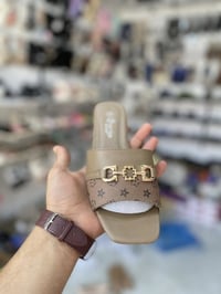 سنتر محمد غالي • شحاطات وصنادل • البكرلي