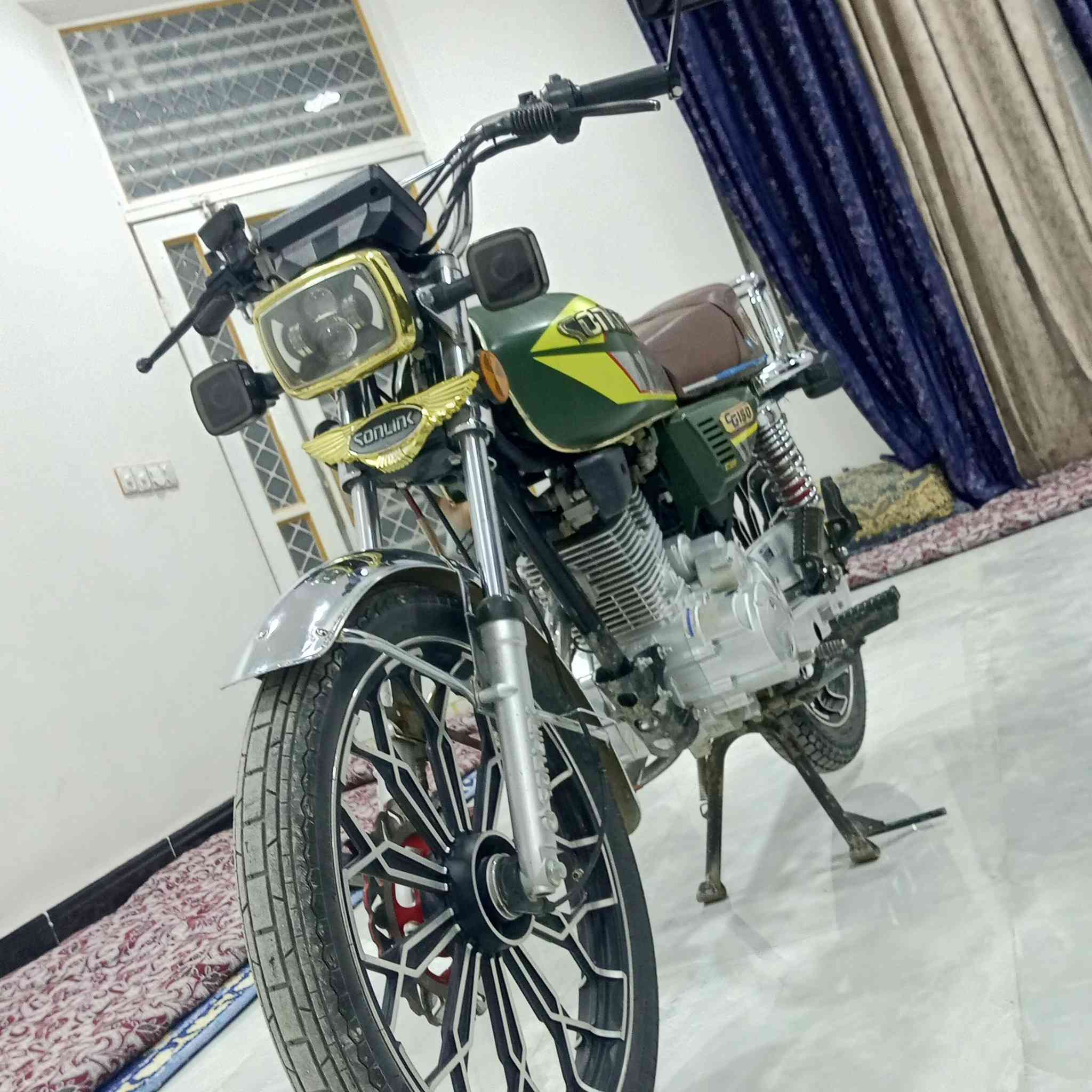 سلام عليكم اخوان دراجه سافان سولنك 2024للبيع الدراجه عله وضع البلاد السعر خاص 0787
4685753


**إذا كنت صاحب هذا الإعلان وتريد حذفه لأي سبب، رجاءا أرسل رسالة إلى الدعم الفني**