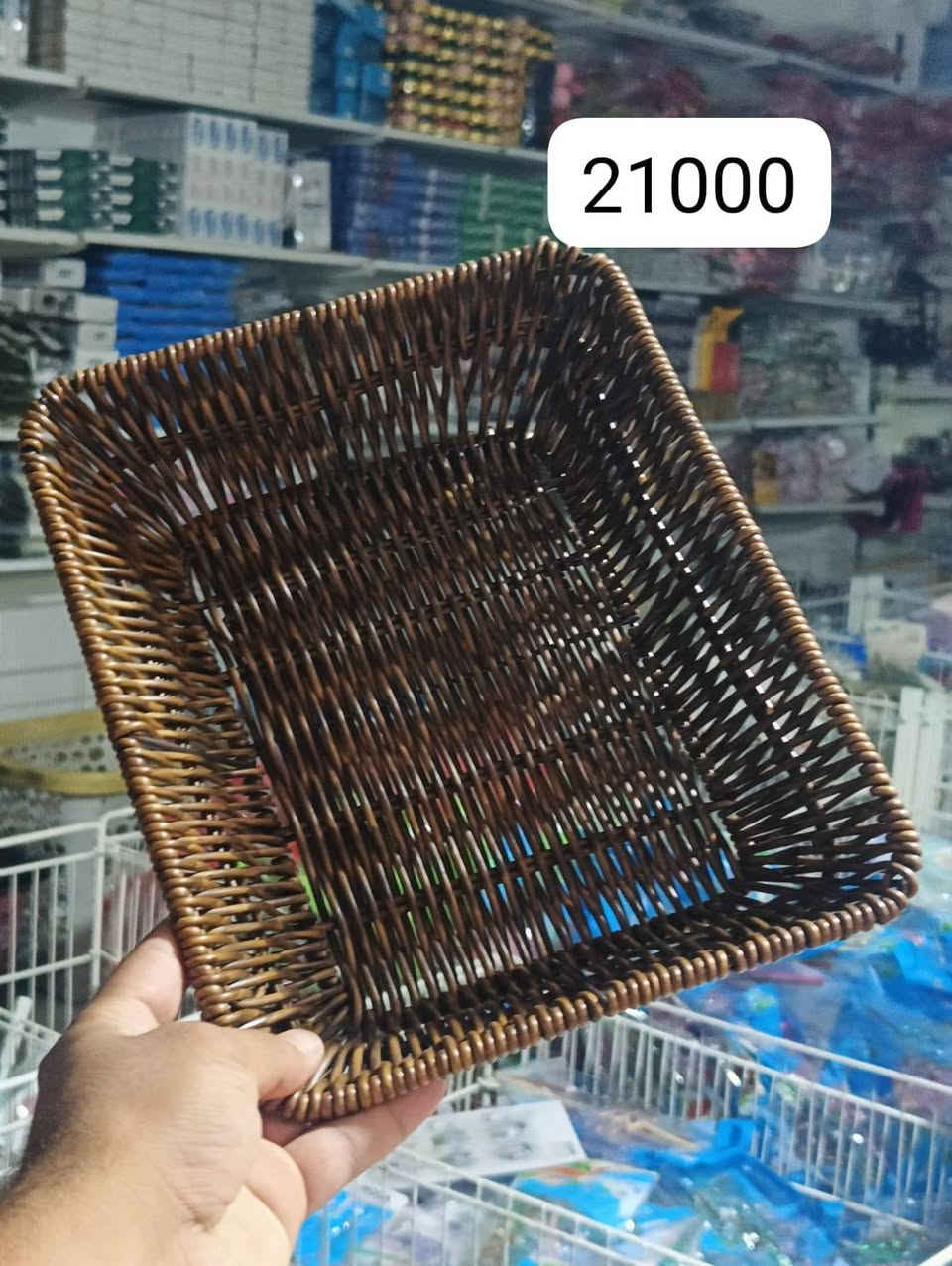 السلام عليكم متوفرة غراض
يوجد خدمه توصيل داخل الموصل ولجميع المحافظات 
@الجميع صعد المنشور رزقي ورزقكم على الله
اذا وصلت الطلبيه 100 التوصيل مجاني
***********
