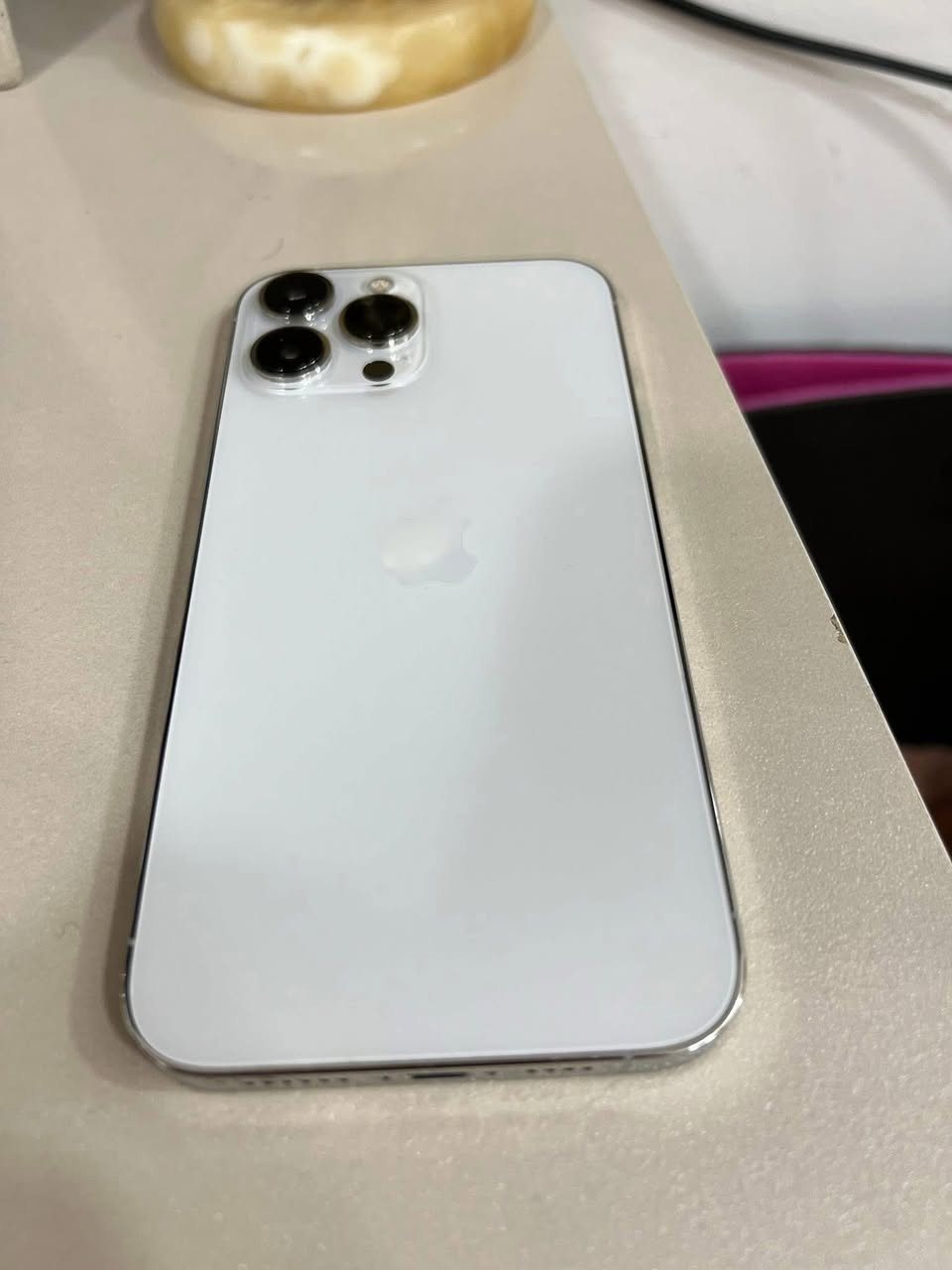 السلام عليكم أيفون تبديل شاشه اصليه فقط بطاريه 82مراوس بكلكسي شاشه مقوسه شعندك  نزل مكاني بغداد حي الموصلات ***********
