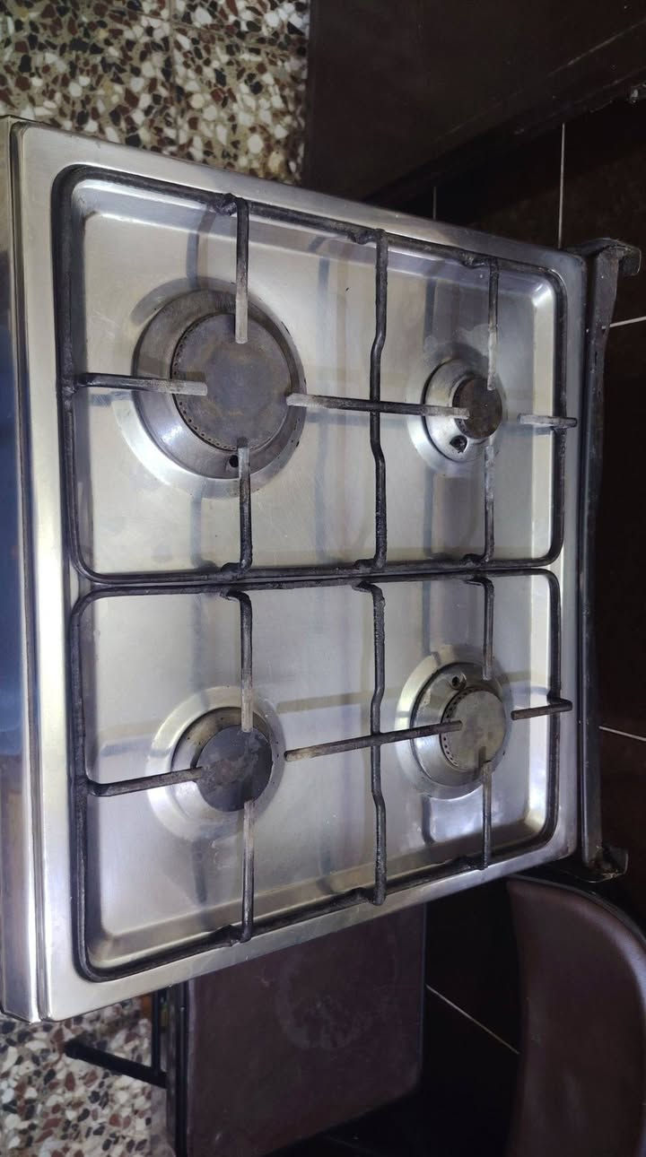 السلام عليكم
للبيع طباخ مستعمل


**إذا كنت صاحب هذا الإعلان وتريد حذفه لأي سبب، رجاءا أرسل رسالة إلى الدعم الفني**