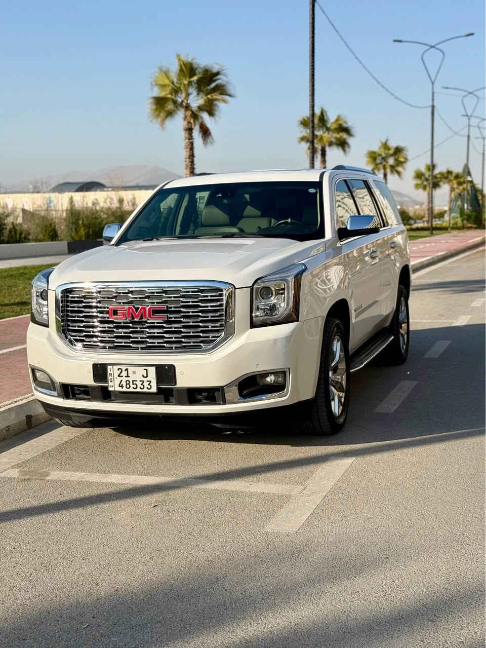‏GMC yukon SLT 2017
‏‎بترا
خليجي شركة منصور
فووول مواصفات 
حجم المحرك 8V (5300)
فتحة سقف 
تشغيل عن بعد
قاصة
صندوق ذكي كهرباء و جك
حساسات امامي
حساسات خلفي
تبريد خلفي منفصل
كشنات  كهرباء 
كشنات خلفي أمامي تدفئه تبريد 
كشنات خذن
رادار ٣٦٠
بصمة عدد
شاشة كبيرة 
وايرليس جارج
دبل اكسك
شاشة صقف
١١٧ الف کیلو ماشية
شبر صبوغ جاملغ
📍مكان سيارة سليمانية 
***********

٣٤٩$ السليمانية, العراق
