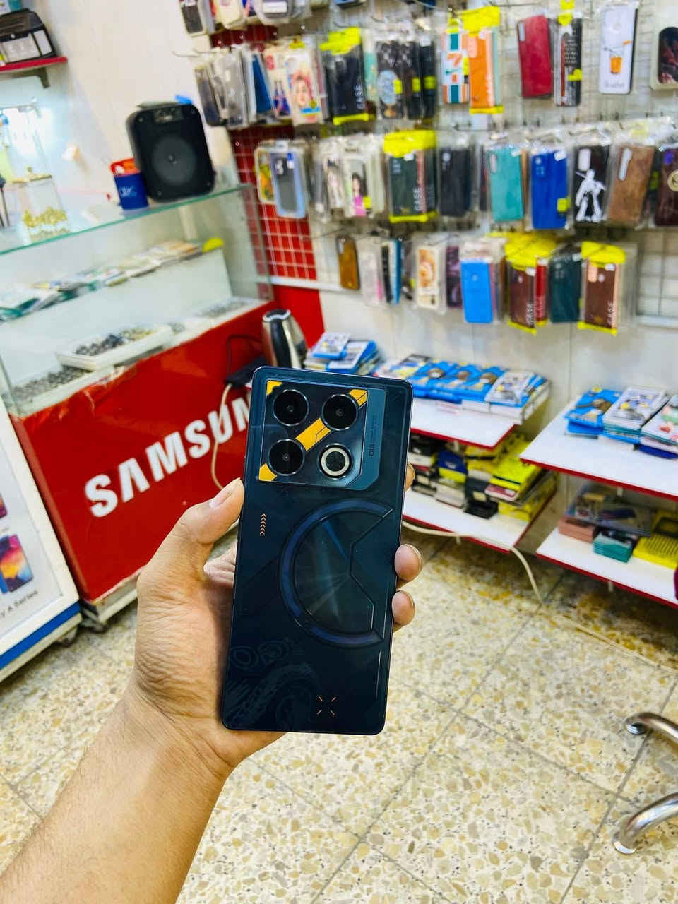 انفنكس GT20PRO ذاكرة 256 رام 12+12 بي نقطة سودة بطرف شاشة سيم كارت ميشتغل تصليحة 25 مبدل ضهر ملحقاتة كرتون وكفر فقط بيع او مراوس وية ايفون 11 او اكس ماكس نضيف مكان كربلاء حي العسكري


**إذا كنت صاحب هذا الإعلان وتريد حذفه لأي سبب، رجاءا أرسل رسالة إلى الدعم الفني**