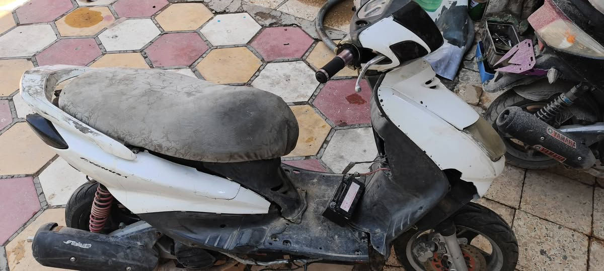 سكنس نثيه ياباني110 الدراجه جانت شغاله وانتركت ابيع طافي على وضعها كوم حديد تجي تحمل وتروح عنواني كربلاء طويريج سعر١٥٠ وبيها مجال رقمي ***********وبي واتساب
