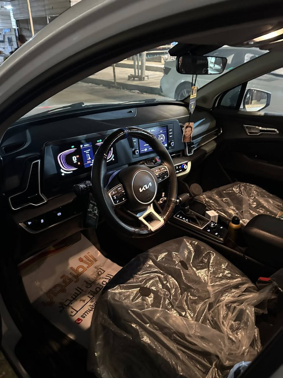 السلام عليكم سبورتج موديل ٢٠٢٤ للبيع
السياره وارد خليجي
وكاله نيم
رقم اربيل
مواصفات المعروفه
مري شفط
بصمه
حساسات
عداد دجتال
رقم اربيل 
ماشيه ٣٨ الف كيلو
مكاني بغداد حي تونس 
***********
