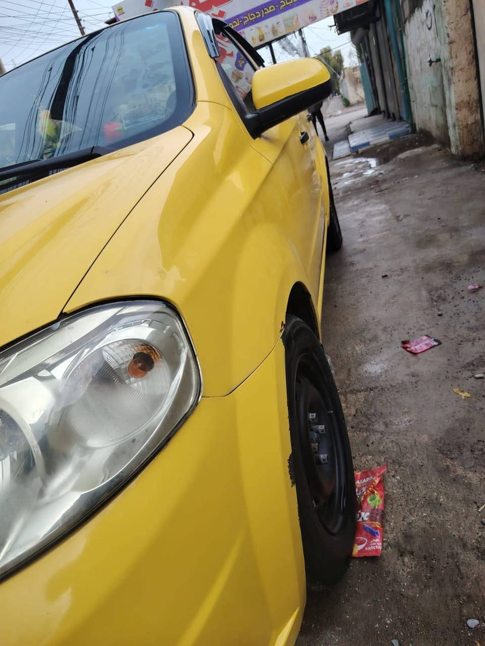 اڤيو للبيع 2011 محرك ماساسة كير توماتيك شاشة وكامره خلفيه تبريد شرط ضررها من وره وحيل خفيف  محرك كير شرط 
فول توماتيك  
السعر 70وبيها مجال
رقم التواصل ***********
رقم وتساوي ***********
