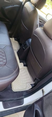 توكسان ٢٠١٤ • ١٥٧٠٠٠ كم • رقم بابل