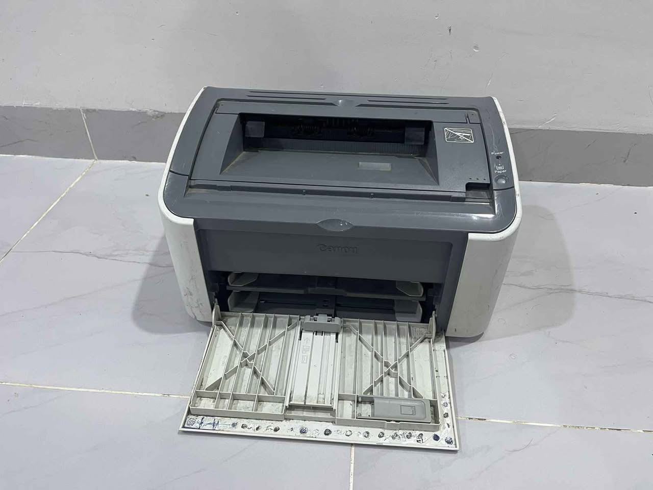 طابعة كانون ليزرية كادرج باودر رخيص و متوفر بالسوق و يطبع ابيض واسود 
سعر نهائي :  70 و مع التوصيل 75 الف
بدون مجادلة
بشرط وضمان 
۰۷۷۳۰۲۸۰۸٤۸ كالار, السليمانية


**إذا كنت صاحب هذا الإعلان وتريد حذفه لأي سبب، رجاءا أرسل رسالة إلى الدعم الفني**