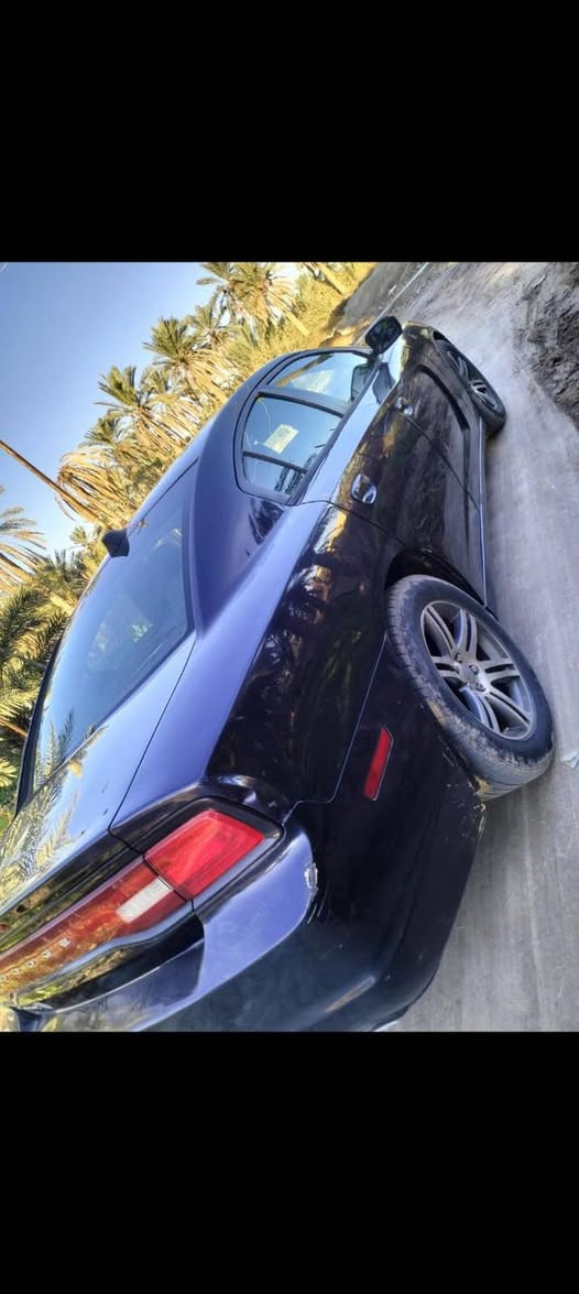 جارجر 2012 سياره جديده مامشتغله خط سنويه 2026.  بيه قطعه وحده  وارد كندي تخم تاير  حداده جديده عليه ادامه كامله مكلف بلنشر. رقم صاحب السياره*********** العنوان البصره  الهوير
