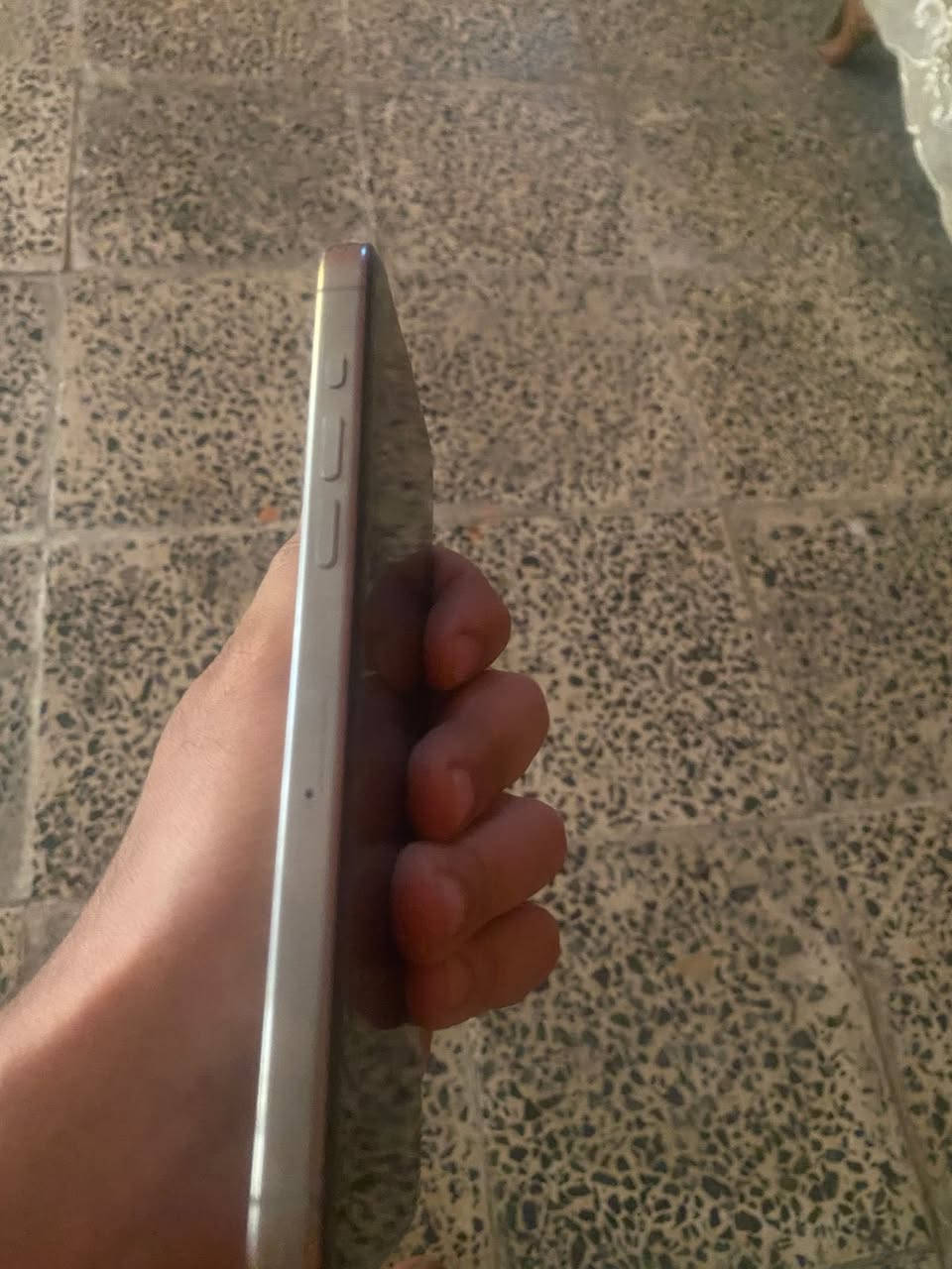 15برو ماكس للبيع شخط مابي مكان مدينه الصدر سعر خاص رقم ***********
