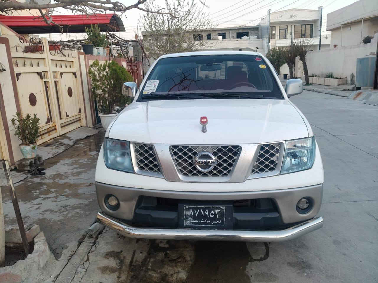 ناڤارا مودیل 2011 گێر عادی ڕەنگی سپی بڕاوە ماڵی دۆستە هموگیانی بەشەرت شانصی لیزەرە نرخی 48گەڵاو معاملە ژمارەی خاوەنی *********** بنجوين, السليمانية
