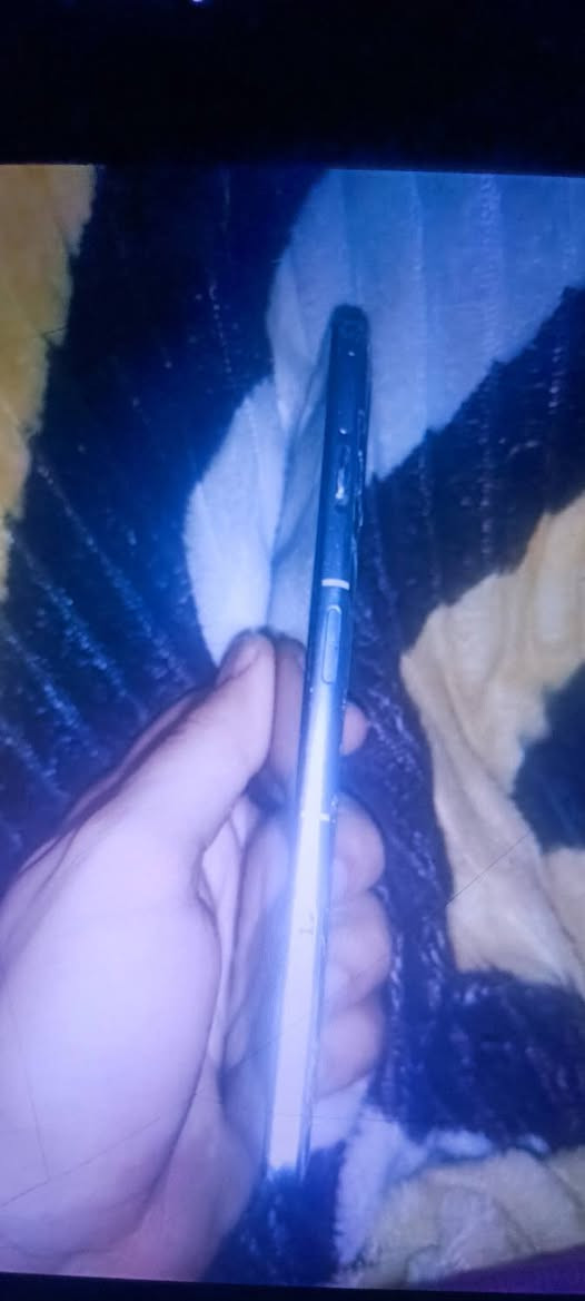 سلام عليكم جهاز نضيف بس ضهر مكسور  ب300 بوبجي 90 فريم شفتات بي 
عنوان الشعب


**إذا كنت صاحب هذا الإعلان وتريد حذفه لأي سبب، رجاءا أرسل رسالة إلى الدعم الفني**