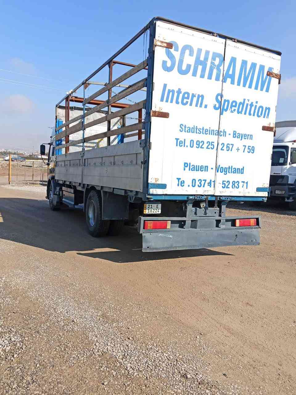 ڕینۆ 2003
سعری 150
هەموی بەشەرت 
***********
***********
