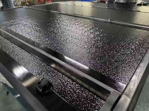 يتوفر غطاء بدي جمسي سييرا وسلفرادو بدي قصير 

ألمنيوم 4 طبكات مسح وية البدي درجة اولى نضام نرمايد مع جكات ثنين سهل الفتح والغلق 
تكدر تشد ويا اي محجر يعجبك 
جداً عملي عكس باقي الأنواع 

📍📍العنوان ::👇
‏‎بغداد _شارع فلسطين _مقابل محطة وقود باب المعظم  و الاسواق المركزية مال مستنصرية 
داخل الفرع اول كراج على اليمين‎
مركز تراكات العراق 🇮🇶 

متواجدين يومين عدا يوم الجمعة  من الساعة التاسعة صباحاً وحتى الساعة السابعة مساء 
‏‎
‏‎يوجد توصيل لجميع محافظات العراق 🇮🇶  يرجى الاتصال خلال اوقات الدوام 
***********
***********
📍موقعنا مثبت على خرائط كوكل و ويز👇
استخدم Waze للقيادة إلى Baghdad - بغداد: https://waze.com/ul/hsvztdruvs ‎
