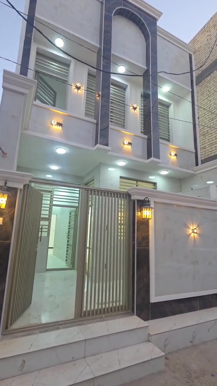 *********** 
بيت كامل تسليم مفتاح 100 متر طابقين يحتوي ع 3 غرف كبار يبعد عن الأمام 5 دقايق فقط   #عقارت #جاسم تومان  #كربلاء #بصره #بغداد #حله #كركوك
