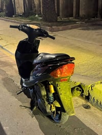 دراجه ماكس عدله ادامه جديده نقصها فقط أكسل ب ٥٥٠ و بيها مجال للاتصال 0...