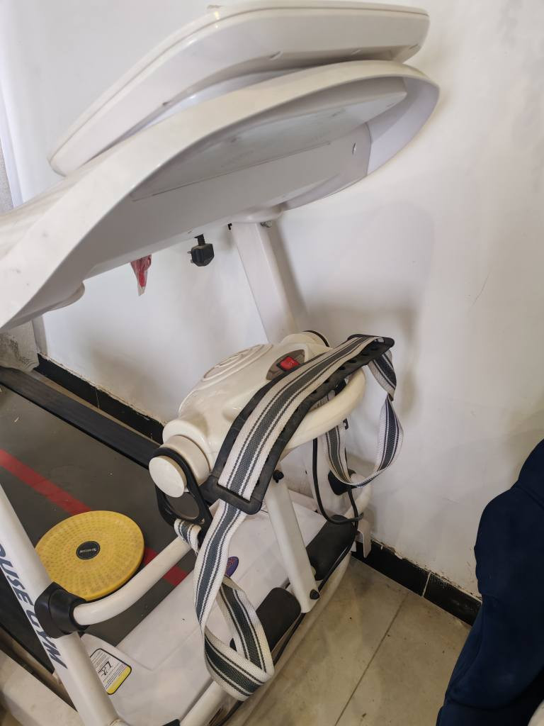 جهاز جري نظيف كلش استخدام بسيط نوع هوس كم رايدة ٣٠٠ الف 
مكاني بغداد الدورة بغداد, العراق


**إذا كنت صاحب هذا الإعلان وتريد حذفه لأي سبب، رجاءا أرسل رسالة إلى الدعم الفني**