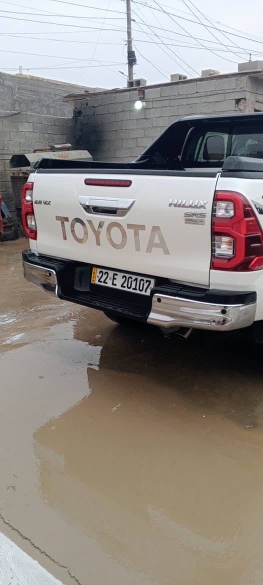 سلام عليكم للبيع بيكم فورويل 6سلندر مكفولة كفالة عامة فول مواصفات ماشية 65 الف موديل 2022 مكان بغداد رقم الهاتف ***********
