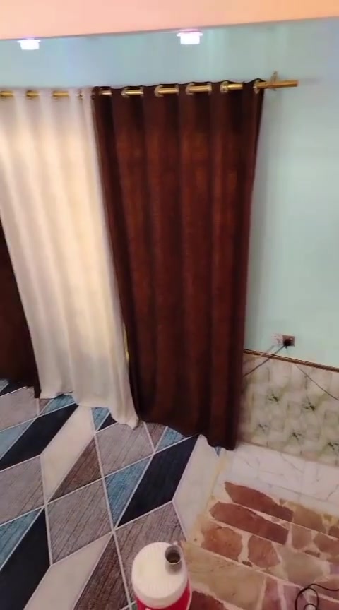بيت للبيع نهاوند قرب البطاقه الوطنيه ركن مساحة 160متر ع سايدين  وحديقة 
***********

