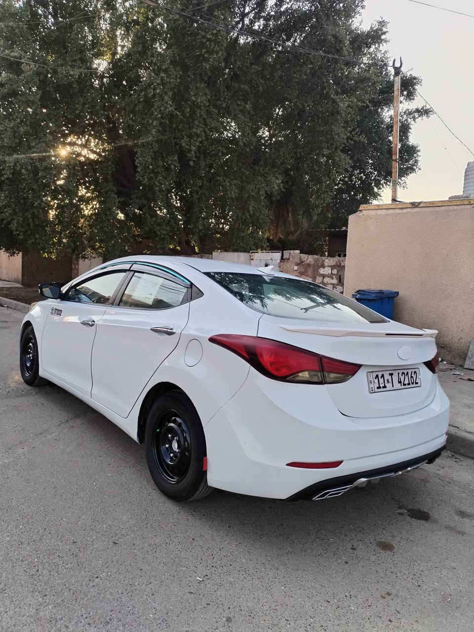 السلام عليكم ورحمة الله وبركاته النتره ٢٠١٦ وارد امريكي مصبوغه عام كانت بيها جراد عندي صوره بعد صبغ قبل صبغ لها حادث جاملغ أمامي سياره جاهزه من كلشي السعر ١٠٠ العنوان بغداد جسر ديالي رقمي ***********
