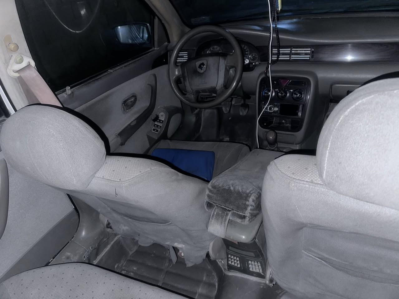 سلام عليكم سمند سورن 2011 سياره خير من الله مال جناي حداديه جديده مكينه كير خير من الله سعر سياره 35وبيه مجال الشراي وهاذ رقم صاحب السياره ***********
