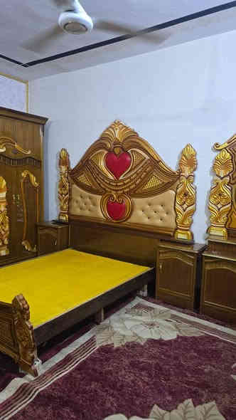 غرفه نوم صاج عراقي نضافتهة 95٪ سعرهة مليون وبيهة مجال ديالى بعقوبة رقم ***********
