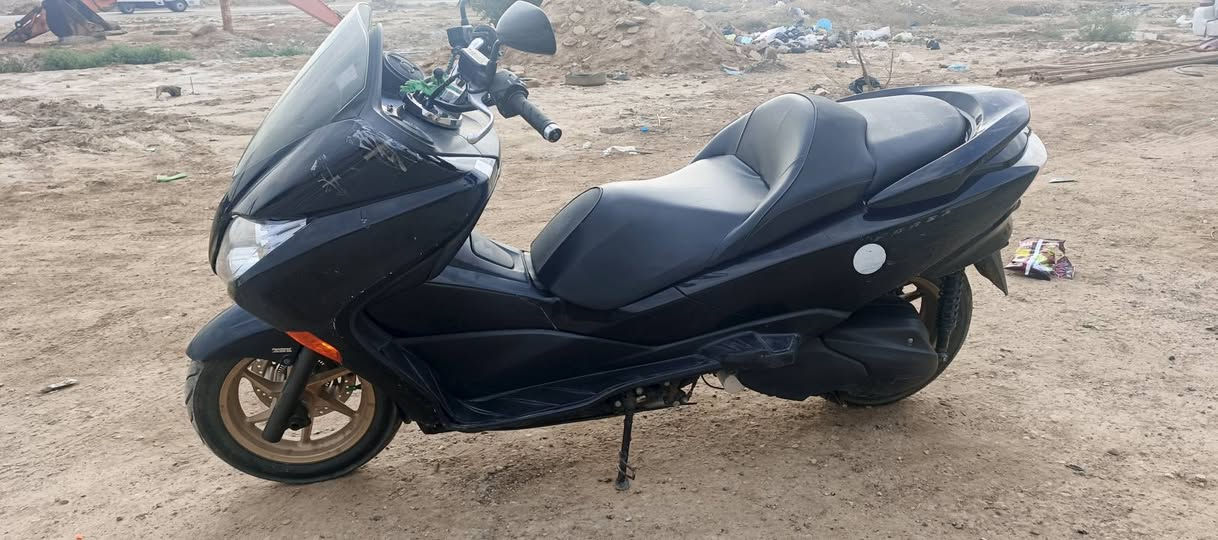 للبيع فورزة 0 10 s7 دراجة مكفولة كفالة رقم الهاتف ***********  السعر مليونين كوت الاحرار
