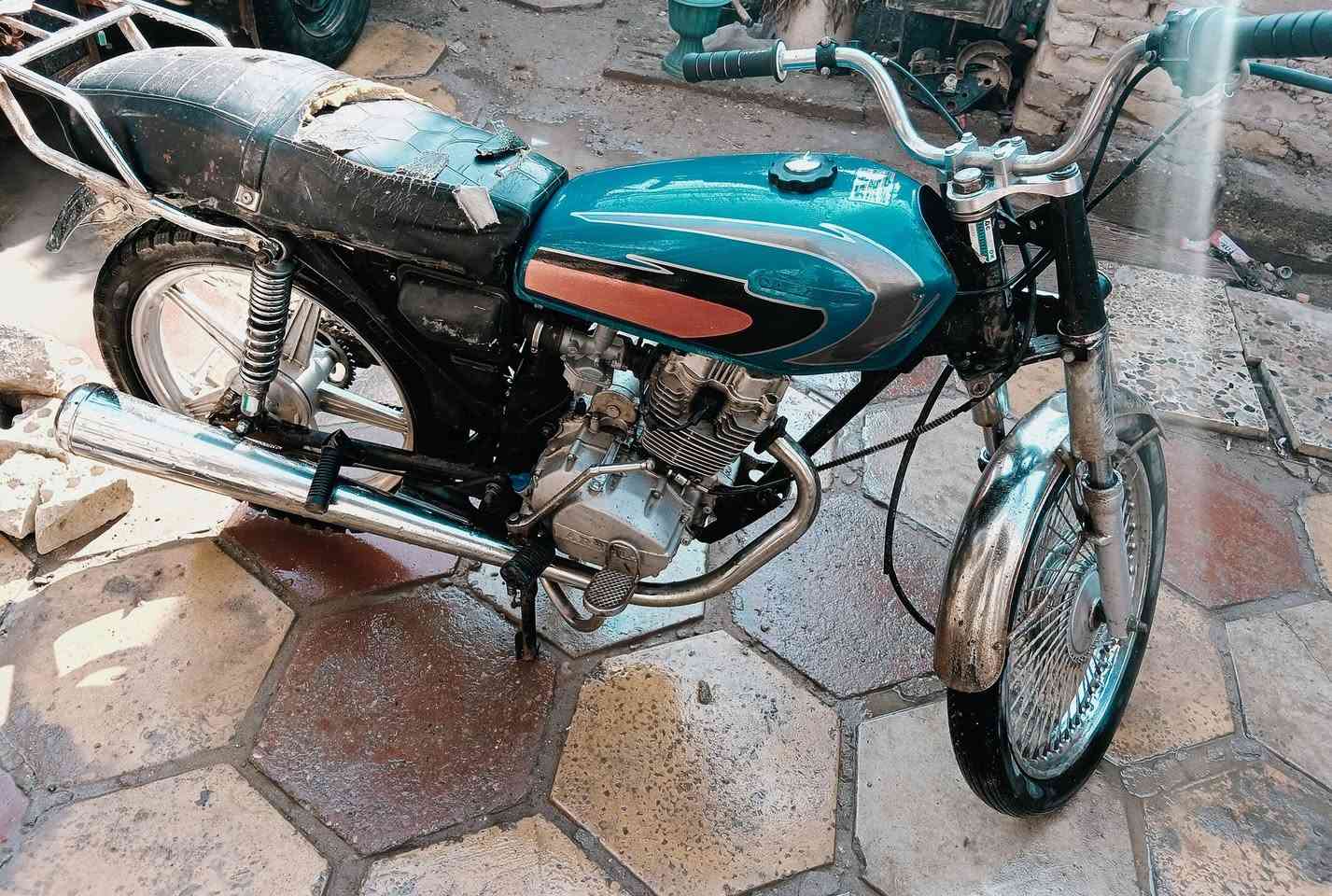 السلام عليكم دراجه ايراني محرك مكفول ومكفوله من سرقه دراجه كلك اوراق ماكو سعر 275 وبيه مجال شي بسيط مكاني بغداد شعله شراي خاص


**إذا كنت صاحب هذا الإعلان وتريد حذفه لأي سبب، رجاءا أرسل رسالة إلى الدعم الفني**