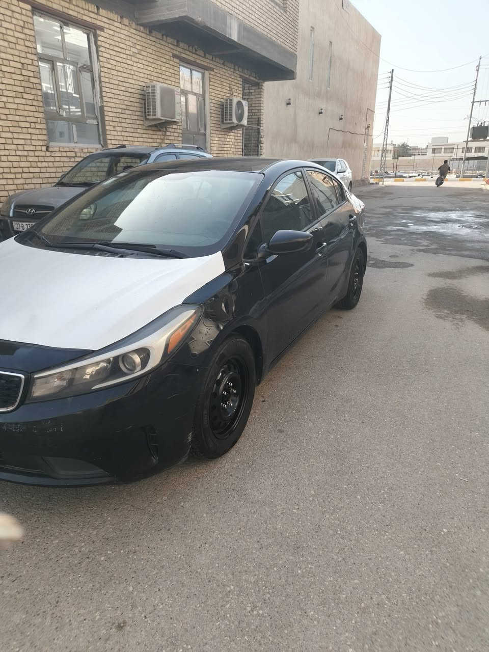 فورتي مديل 17 سياره بيها تبديل جاملغ جه العبري الأمامي وتبديل باب جه الاسايق الوره وبيها شرات بسيطه بدون ضرر دخلي سياره جاهزه محرك وكير وحداديه وشرط أحلى من الصور وكتاب الفحص مرفق بل منشور 
عنونها ناصرية شموخ
سعرها 97 وبيها مجال
رقم ***********
