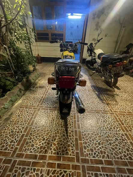 سلام عليكم دراجة نامة موديل ٢٦بعدها علة سحك سعر ٧٧٥ وبيها مجال الي ميعجبة سعر اعبر المنشور أشكال اكو.اسعار رقم *********** مكاني بعقوبة
