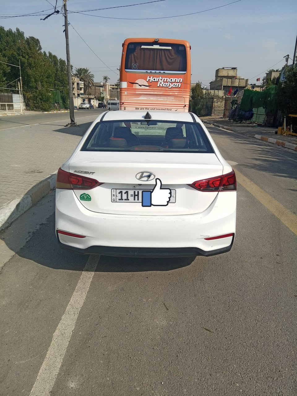 السلام عليكم اكسنت للبيع موديل 2019 أمريكي حادثهة بجم خفيف أي قطعة ما امبدلة بيهة تحكم ستيرن تبريد تتفئة السيارة نظيفة واحلة من الصور خير من الله وبيهة منظومة زنون وبسمي عارضهة 120 وبيهة مجال ممتواجد عل فيس اتصل وادلل رقمي *********** بكانهة بغداد الجديدة
