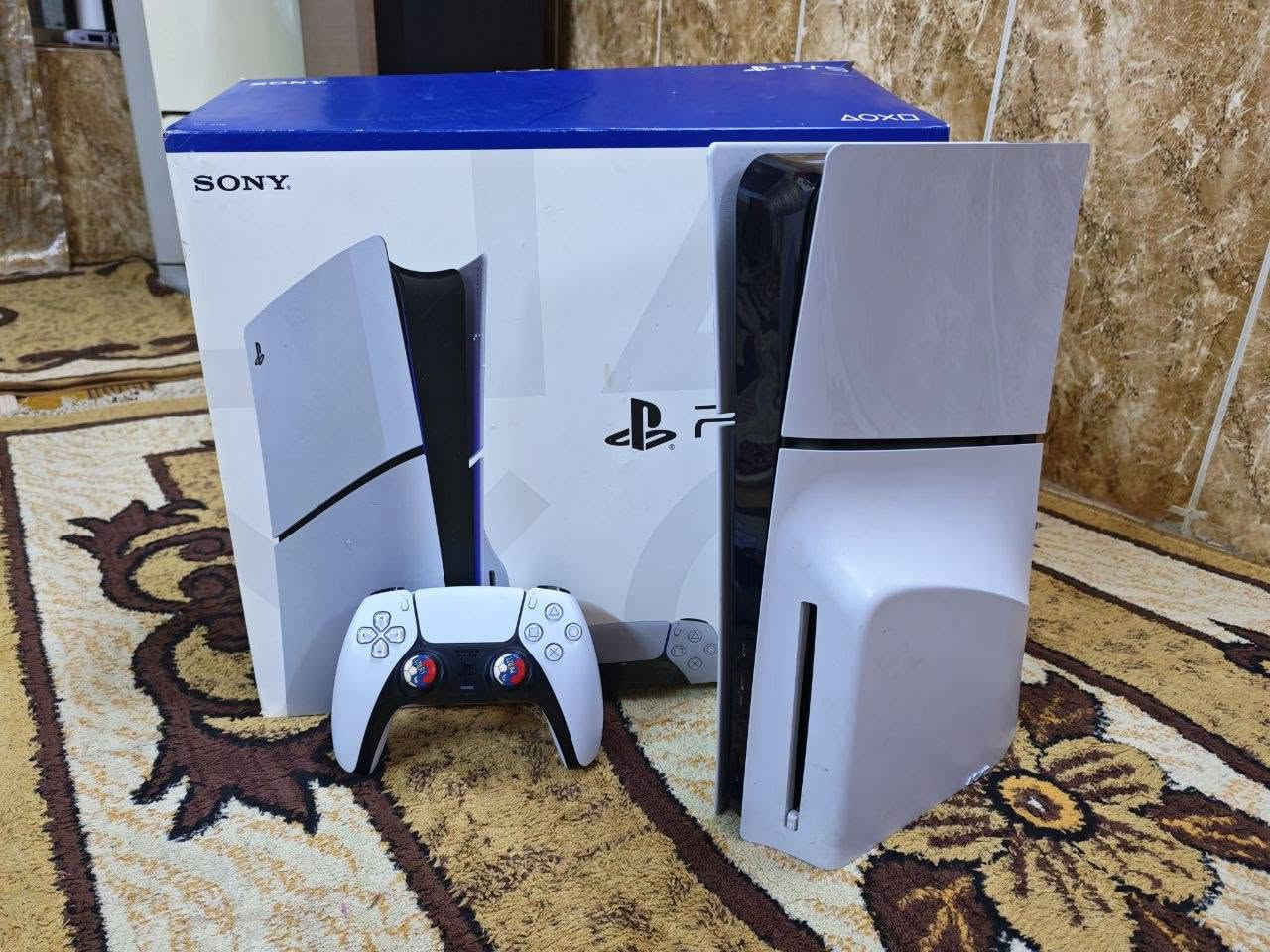 بلايستيشن 5 (PS5) 1TB بحالة الزيرو 99% للبيع
التفاصيل:
السعة: 1 تيرابايت (1TB).
النظافة: 99% (أخت الجديد، استخدام نظيف جداً وبدون أي مشاكل أو تصليح).
الملحقات: كامل الملحقات الأصلية (الكرتونة، يد التحكم الأصلية، كابل الـ HDMI، كابل الطاقة، وقاعدة الجهاز).
السعر: [خاص] (قابل للتفاوض البسيط).


**إذا كنت صاحب هذا الإعلان وتريد حذفه لأي سبب، رجاءا أرسل رسالة إلى الدعم الفني**