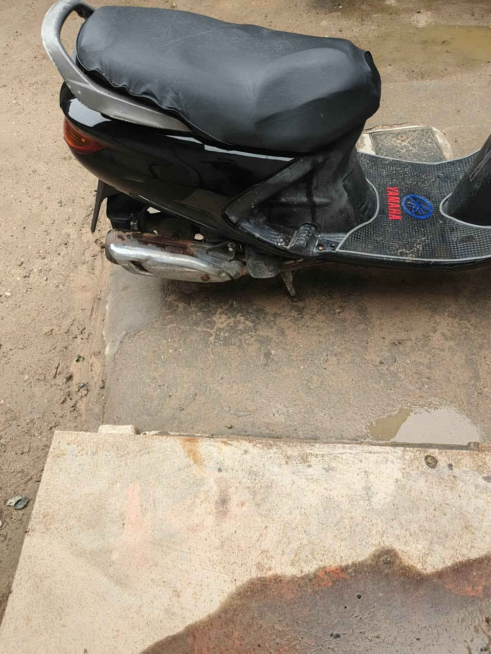 السلام عليكم دراجه فراشه البيع 400 وبيه مجال قليل دراجه مفتوحه كهربايات شغاله سلف رهندر العنوان بصره الزبير والشراي يجي خاص وخدمته


**إذا كنت صاحب هذا الإعلان وتريد حذفه لأي سبب، رجاءا أرسل رسالة إلى الدعم الفني**