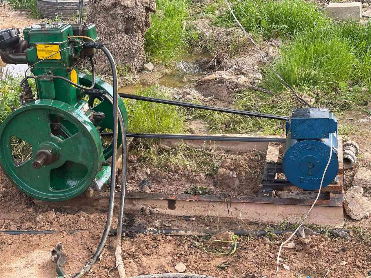 مولد للبيع تواصل ***********
