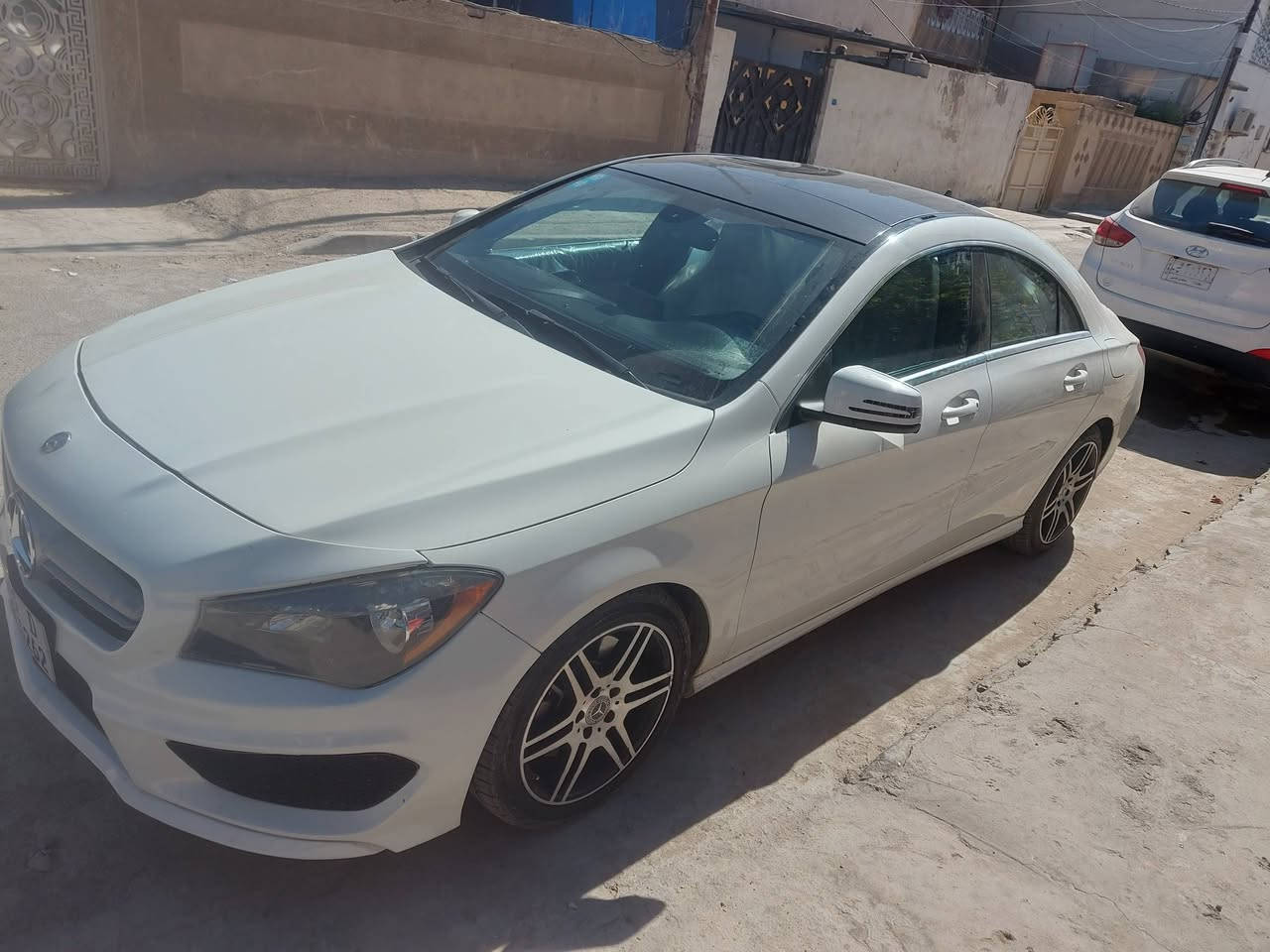 مارسيدس CLA 250 رقم بغداد 2014
وارد امريكي داخلة كلين بدون حادث بدون ايرباك

محرك 4 سلندر 2000 تيربو على وضع شركة

الكير DCT بقوة 208 حصان على وضع الشركة

شرط الفحص 

تبريد قطعتين 

شاشة حديثة 

وباقي المواصفات تكدرون تبحثون عنها 

سيارة  

ما بيها اي نقص 

دواخل على وضع الشركة 

سيارة رئاسية بمعنى الكلمة 

مكاني بغداد والشراي يتصل حادثه داعميه الماميه بس سرقه والصور موجوده بالنشر السعر 165 ورقه *********** مكانه بالسيديه
