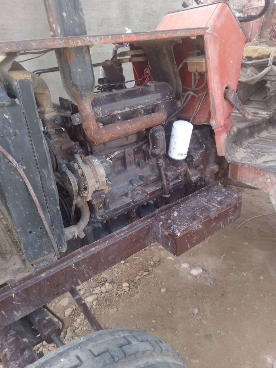 سلام عليكم تركتر فيات موديل ٨٢ مسجل كير ومحرك واكسل كافله سعر 11 مليون ونص وبي مجال مكان قريه العماري تعال وشوف بعينك اتصل ***********
