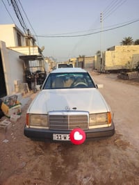 مرسيدس • مكينة ٢٥٠٠ • تاير جديد