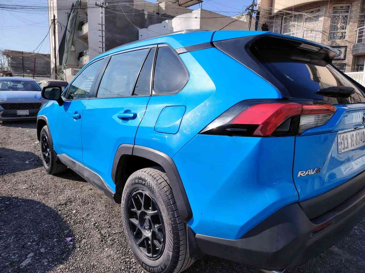 السلام عليكم
راف فور ٢٠١٩ شكل ٢٠  بانزين رقم بغداد الجديد  باسمي le حادث جاملغ وبنيد جهة السايق بدون لغود
فقط البدنة وشوية من الشاصي من يم البدنة جهة السايق َماشية ٦٧ ميل اي تقريب ١٠٥ كم
سيارة جاهزة كير محرك ع الفحص سيارة كاملة بيع او مراوس حسب القناعة سعرها ١٩٥ بيها مجال مكان بغداد الإسكان *********** واتساب
