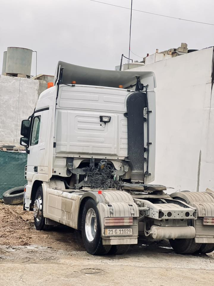 فرؤشتن
ئه كترؤز مؤديل ٢٠١١ 
# ئؤتؤماتيك -ريتايته ر -سلاجه _فول مواسه فات
~عربانه. تاسه bp
شوين قلادزئ
***********
